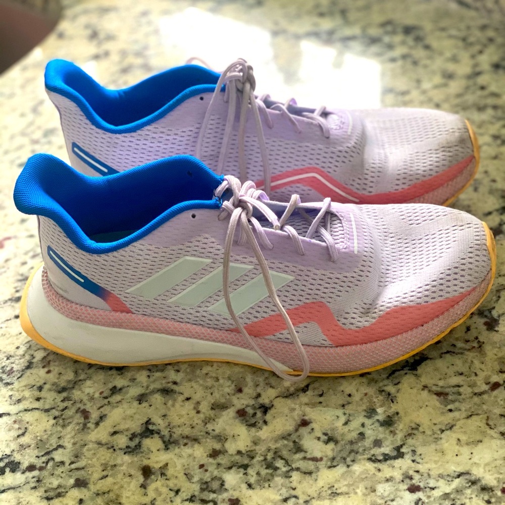 Adidas Sneakers